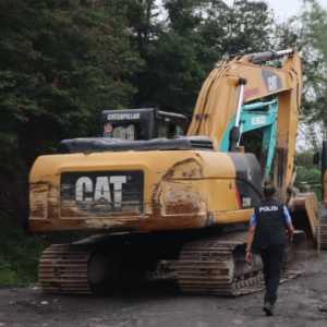 Razia Tambang Pasir Ilegal