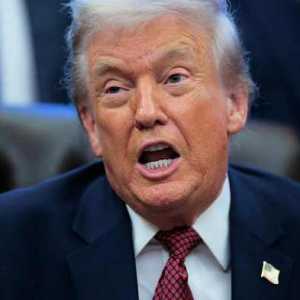 Trump Hentikan Masa Tugas 29 Dubes AS di Berbagai Negara