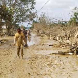 Alarm-Alam dan Kekacauan Sistemik