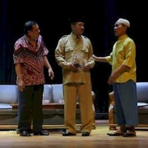 Pertunjukan ‘Ada Apa dengan Srimulat’ Sukses Kocok Perut Penonton