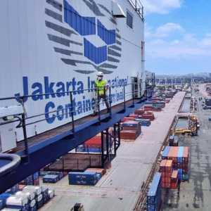 Saham Negara Didilusi, Hutchison Port Kuasai 48,9 Persen JICT Tanpa Batas Waktu