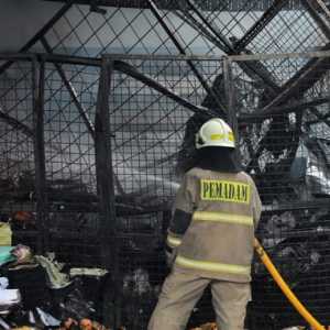 Tim Investigasi Dibentuk Usut Kebakaran Pasar Kramat Jati