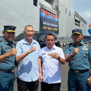 Jusuf Hamka dan Pemerintah Kirim Bantuan Korban Bencana Via Kapal TNI AL