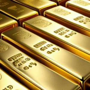 Harga Emas Dunia Melonjak di Senin Pagi