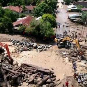 Kemenhut Kebut Pembukaan Akses Jalan ke Permukiman Terdampak Bencana