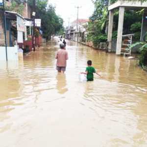 Banjir Cirebon Cermin Politik Infrastruktur Nasional Rapuh