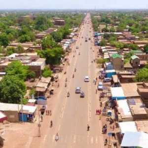 Dua Negara Balas Kebijakan Larangan Visa Donald Trump