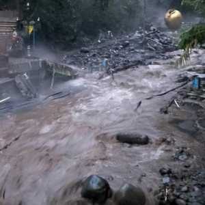 Wisata Guci Ditutup Sementara Imbas Banjir Bandang