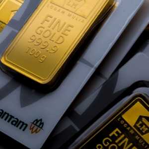 Update Harga Emas Antam Akhir Pekan, Satu Gram Rp2,4 Juta
