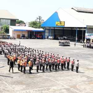 Ratusan Personel Brimob Bersama Medis dan K9 Dikerahkan Dari  Tangsel ke Sumatera