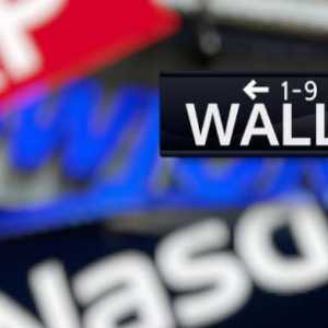 Wall Street Hijau, Saham Trump Terbang Tinggi