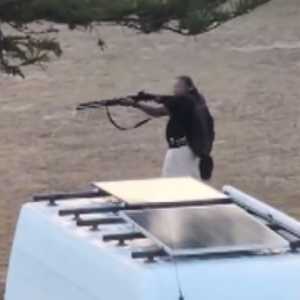 Pelaku Teror Pantai Bondi adalah Ayah dan Anak