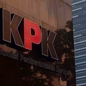 KPK Panggil Chrisna Damayanto, Tersangka Suap Pengadaan Katalis Pertamina