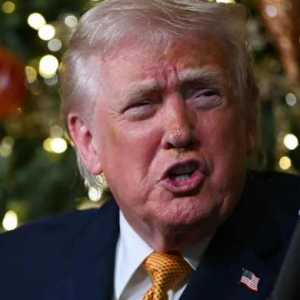 Pesan Malam Natal Donald Trump Menyerang Demokrat