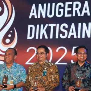 BNI Sabet Penghargaan Mitra Strategis Kampus Digital di Anugerah Diktisaintek 2025
