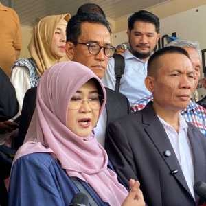 Dokter Tifa Ngotot Minta Ijazah Jokowi Ditampilkan Polda Metro