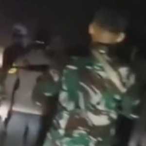 TNI Amankan Pendemo Bersenjata Api dan Pengibar Bendera GAM