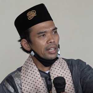 Tausyiah UAS Siap Iringi Peringatan 21 Tahun Tsunami Aceh