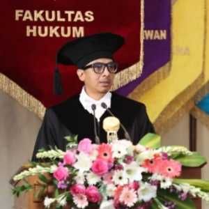 Main Aman Zainal Arifin Mochtar