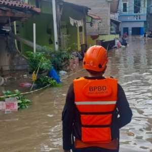 Hujan Lebat Rendam 15 RT dan 20 Ruas Jalan di Jakarta