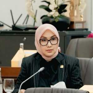 Kecam Dugaan Intimidasi Warga di Garut, DPR: Perangkat Desa Jangan Antikritik<i>!</i>