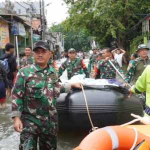 90 RT Tergenang Banjir hingga Sabtu Pagi, Terbanyak di Jakarta Barat