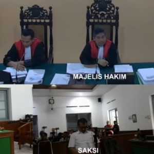 Drama Ijazah Jokowi Makin Panjang Usai Oegroseno Turun Panggung