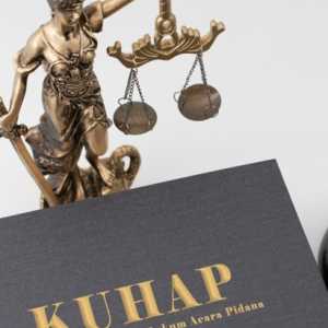 Rekonstruksi Kontrol Yudisial atas Diskresi Penegak Hukum