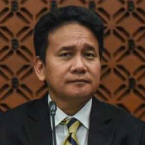 Giliran Mirza Adityaswara Mundur dari OJK, Total 4 Komisioner Pamit Beruntun