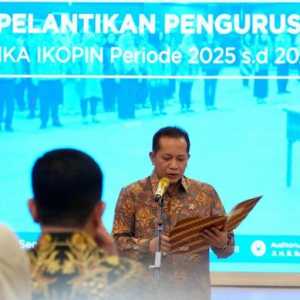 Menkop Dorong Alumni IKOPIN Jadi Motor Penggerak Kopdes Merah Putih