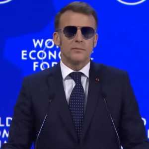 Gaya Top Gun Macron di Davos Bikin Saham Produsen Kacamata iVision Melonjak