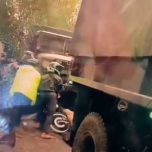 Kapolri Naikkan Pangkat Dua Anggota Polisi yang Tewas Tertabrak Truk TNI