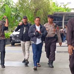 Si Penantang Rakyat itu Akhirnya Ditangkap KPK