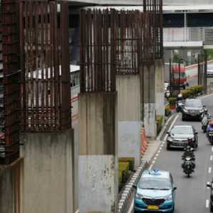 Kebon Sirih Ingatkan Pemprov Jangan Gegabah Bongkar Tiang Monorel