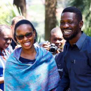 Istri Tokoh Oposisi Uganda Dicekik Tentara saat Penggerebekan