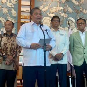 Prabowo Langsung Kasih Arahan Anak Buah Buntut Pasar Saham Terguncang