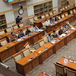 Hakim Ad Hoc: Pengadil Juga Butuh Keadilan