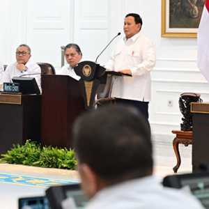 Presiden Prabowo Harus Segera Ganti Menteri yang Tak Maksimal
