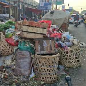 Mengoreksi Arah Kebijakan Pengelolaan Sampah