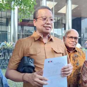 Kosmak Desak KPK Tetapkan Kembali Mantan Bupati Konawe Utara sebagai Tersangka