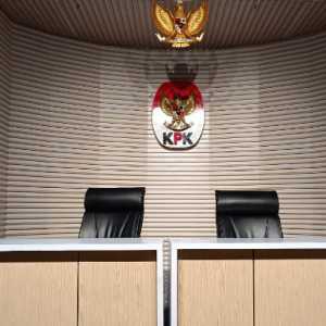 KPK Cuma Hebat Publikasi Tapi Tak Punya Nyali Panggil Jokowi