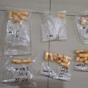 Bareskrim Tangkap Pasutri Asal Pakistan Selundupkan 162 Kapsul Sabu di Perut