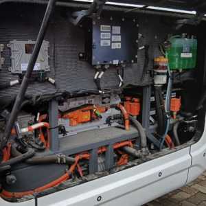 Bus Medium Listrik INVI Topang Kebutuhan Net Zero Emission