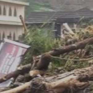 Banjir di Pulau Jawa Bukan cuma Dipicu Curah Hujan Ekstrem