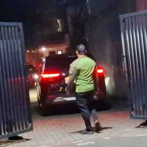 Jadi Tersangka di KPK, Rumah Mantan Menag Yaqut Cholil Qoumas Dijaga Ketat