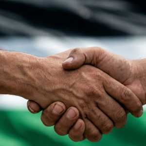 Hamas Sepakat Lucuti Senjata dengan Syarat