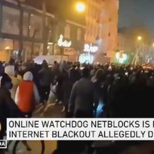 Trump Isyaratkan Serangan Militer ke Iran untuk Bantu Pendemo