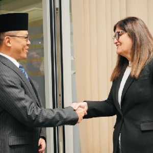 Bertemu Menlu Palestina, Sugiono Pastikan Pasukan ISF Lindungi Sipil