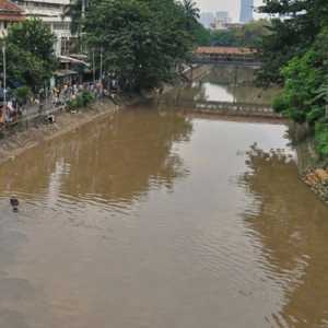 Air jadi Sahabat dan Musuh Jakarta