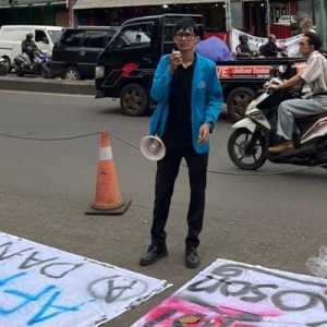 DEMA UIN Jakarta Gelar Aksi Simbolis Tuntut Reformasi Polri